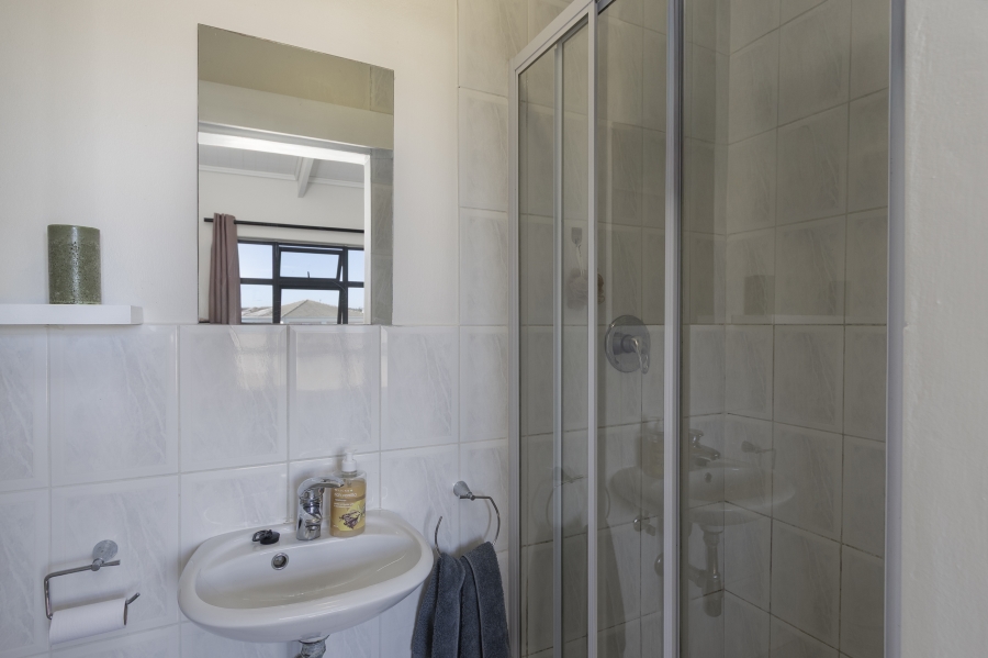 2 Bedroom Property for Sale in Mall Interchange Western Cape
